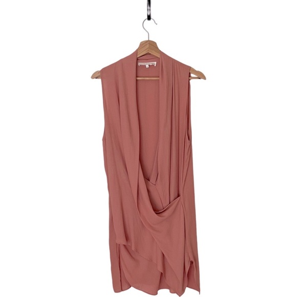 ❄️❄️Astr The Label | Faux Wrap Tunic Sleeveless Draped Blouse Asymmetrical Hem - Picture 1 of 6